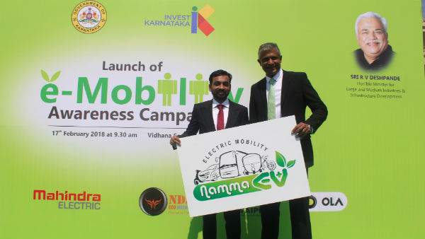 Mahindra Electric Delivers First Batch Of 50 eVerito Electric Vehicles