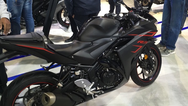 yamaha r3 ex showroom price
