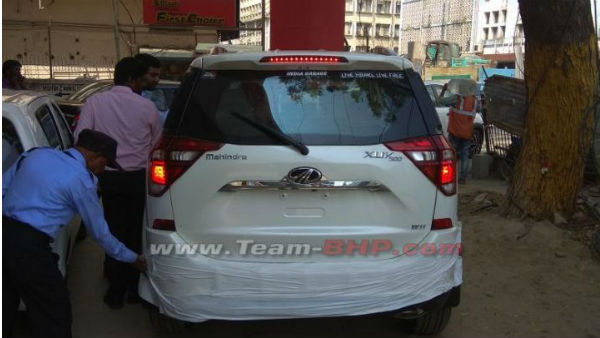 Mahindra XUV500 Facelift Caught Undisguised; Launch Expected Soon