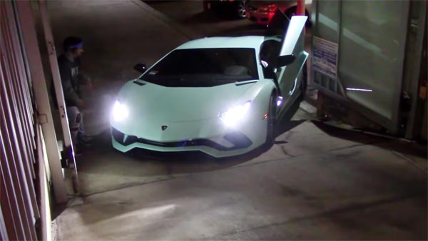Justin Bieber Tries Hard To Turn His New Lamborghini — Video Of Bieber Driving The Aventador Goes Viral!