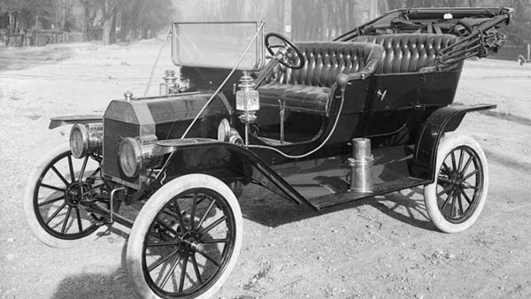 The Ford Model T Came In Only Black For Several Years — Here’s Why!