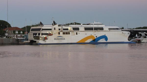 The World’s Fastest Ship Francisco Can Carry Over 1000 passengers While Racing Across The Seas