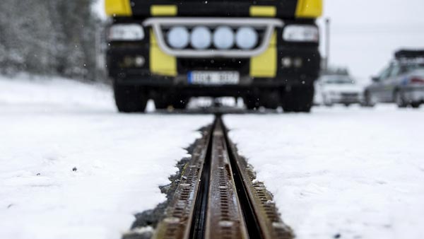 World S First Electric Car Charging Road Opens In Sweden The World S First Electric Car Charging Road Opens In Sweden The Charges Evs On