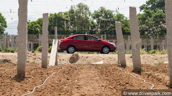 Toyota Yaris: Power, Mileage, Ground Clearance, Fuel Capacity, Kerb ...