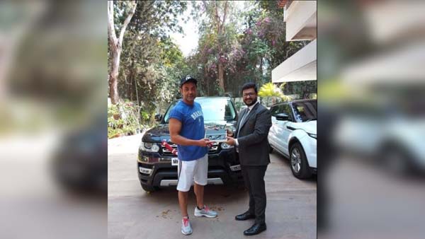 Alia Buying His New Car Alia Buying His New Car