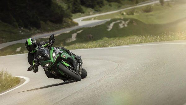 New 2019 Kawasaki Ninja 1000 Launched In India; Priced At Rs 9.99 Lakh