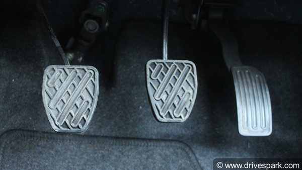 How To Use Cruise Control? How Does Cruise Control Work?