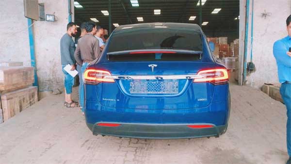 India’s First Tesla Model X 100D Lands In Mumbai