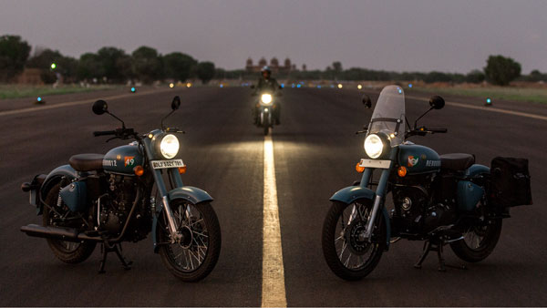 Royal Enfield Classic 350 Signals With ABS Launched In India At Rs 1.62 Lakh: Gets Stormrider Sand & Airborne Blue Colours