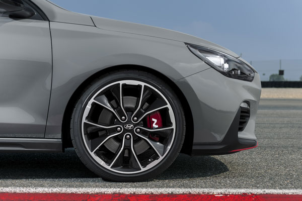 Hyundai i30 Fastback N Revealed Ahead Of Paris Debut