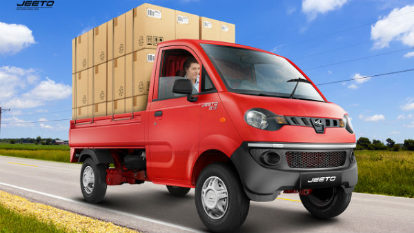 mahindra jeeto van on road price