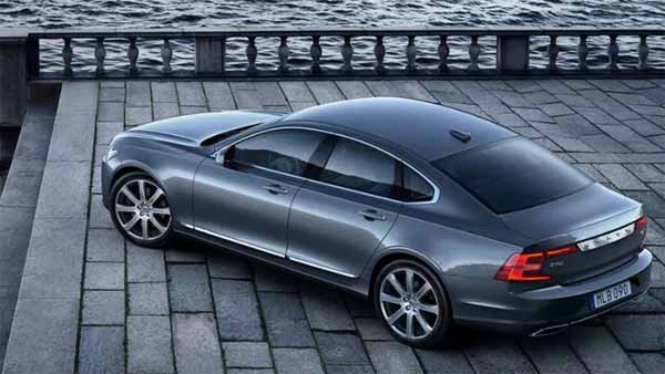 Volvo S90 Momentum Variant Launched In India; Priced At Rs 51.90 Lakh