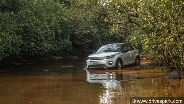 Land Rover ‘Above And Beyond Tour’; An Extreme Off-Roading Experience