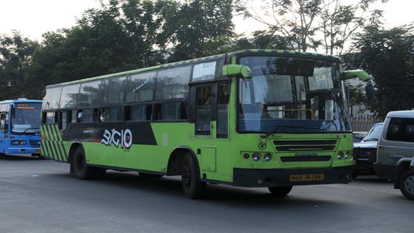 Ban On Registration Of New Vehicles In Bangalore To Curb Pollution & Congestion