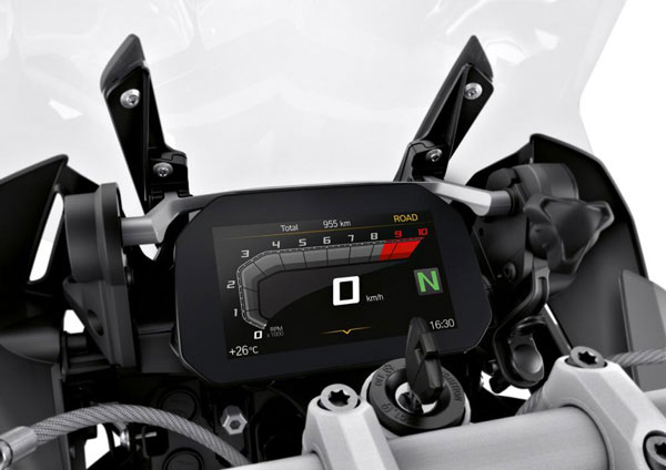 EICMA 2018: BMW R 1250 GS Adventure Showcased