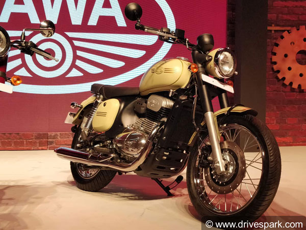 New Jawa 42 Bike Top Features To Know Neo Retro Design Dual Exhaust Off Set Meters Abs Liquid Cooled Engine Drivespark News