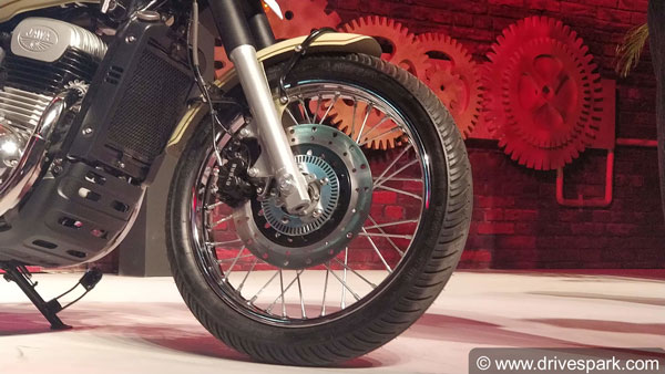 New Jawa 42 First Look Review: Price, Specifications, Features, Details & Images
