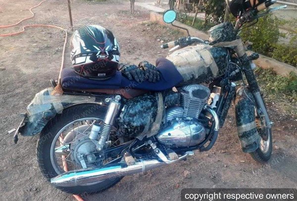 New Jawa Motorcycle Image Leaked — Looks Worry Royal Enfield Fans!