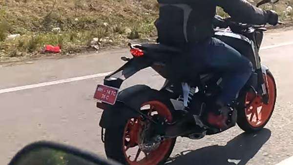 KTM 125 Duke Spy Pics: Spotted Testing In India – Launch Soon