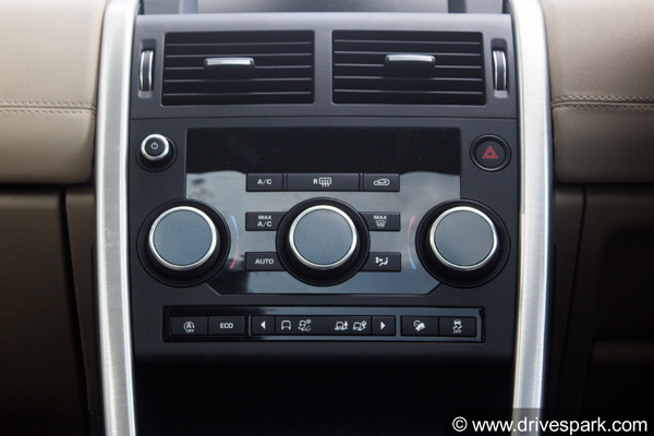 Land Rover Discovery Sport Petrol Review — Has The Baby Discovery Got Its Roots Strong?