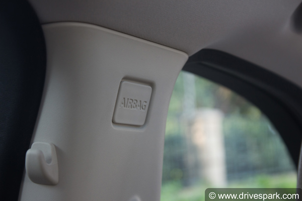Land Rover Discovery Sport Petrol Review — Has The Baby Discovery Got Its Roots Strong?