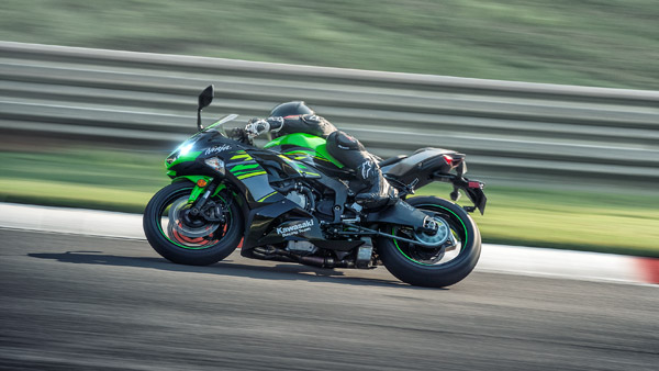 Kawasaki Ninja ZX-6R Launched In India: Kawasaki Ninja ZX-6R Price, Details & Specifications