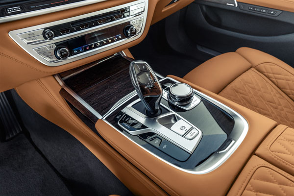 New BMW 7-Series Facelift Launched In India At Rs 1.22 Crore: The New Flagship Sedan Now In India
