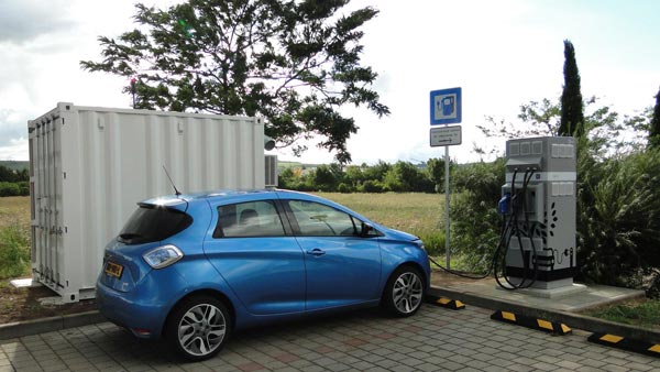 England To Mandate Installation Of EV charging Points In All New Houses — Wise Move Indeed