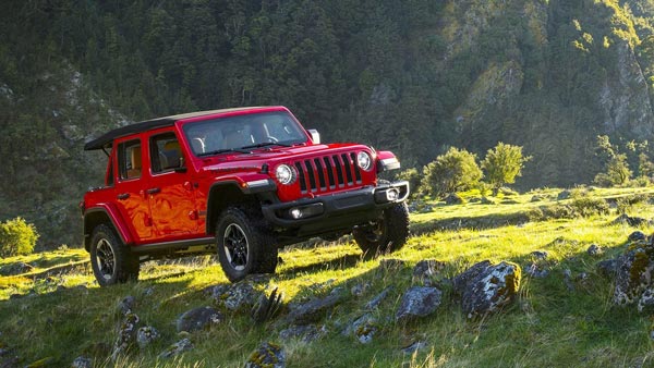 Jeep Wrangler Rubicon (Moab) Seen Testing: Spy Pics & Details