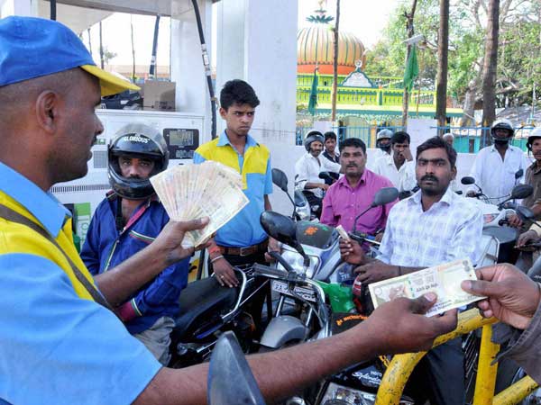 Ethanol Fuel Bunks Coming Soon As Nitin Gadkari Plans To Ask Ministry To Set Up Infrastructure