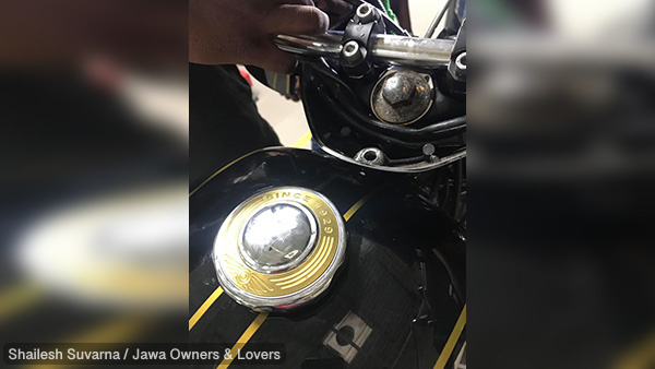 Jawa Bike Rust Issues: Owners Forced To Share Images & Complaints