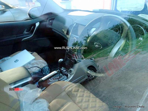 Mahindra XUV500 Top-Spec BS6 Variant Spied Testing