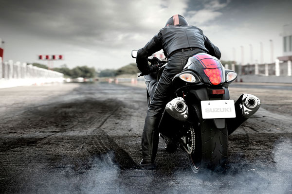 New (2020) Suzuki Hayabusa: Multiple Patent Filed For Engine