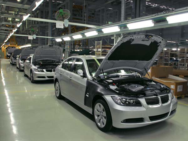 Auto Industry Slowdown: GST On Automobiles Will Not Be Reduced Says GST Council