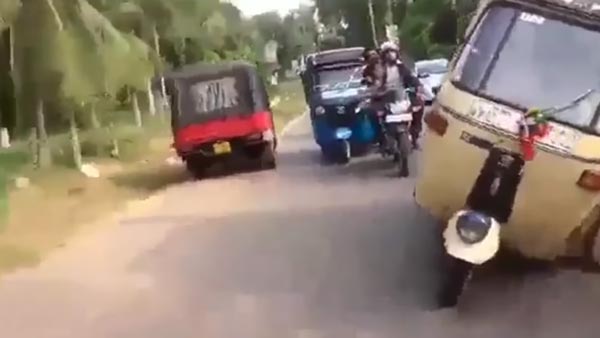 Auto-Rickshaw Stunts: Video Shows Wheel Being Changed While Driving On A Highway
