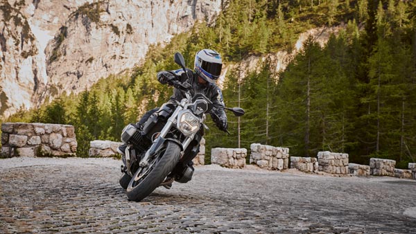 BMW Motorrad R 1250 R And R 1250 RT Motorcycles Launched In India At Rs 15.95 Lakh: Specs, Features & Other Details