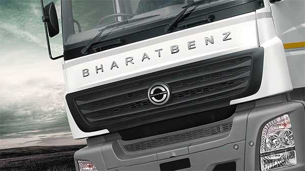 Daimler BS-VI Trucks and Buses Showcased Ahead Of India LaunchNext Year