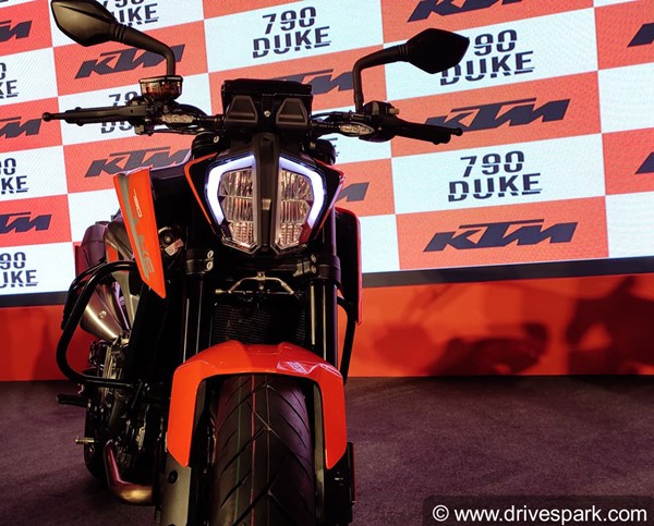 KTM Duke 790 Power Parts Revealed: Bar End Mirrors, Windscreen & More