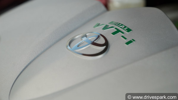Toyota Yaris Facelift Launching Soon: Features Dual-Tone Colour, Diamond Alloy Wheels