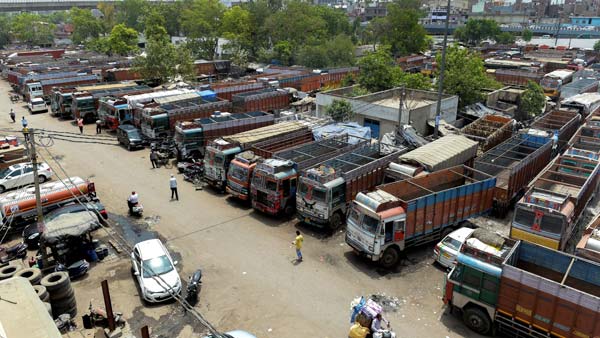 RFID Toll Payments: Alarmingly Low Adoption Rate In Delhi Leads To Over 6,000 Motorists Being Fined