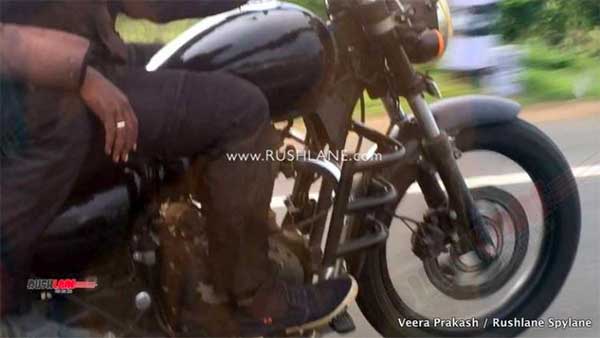 Spy Pics: New Royal Enfield Thunderbird 350X With Accessories Including Windscreen, Crash Guard, Saddle Stay & More