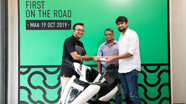 Ather 450 Chennai Deliveries Begin: Also Offers Ather Dot Charger For First 100 Customers