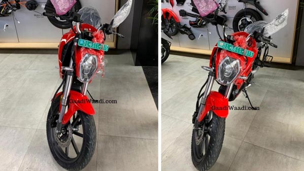 Revolt RV400 Deliveries Begin: First Electric Bike Delivered In Delhi