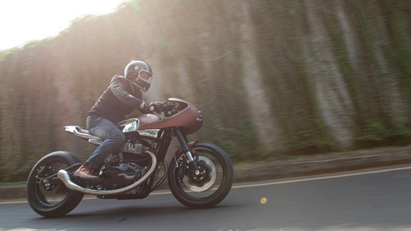 Royal Enfield Custom Build Cafe Racer 'The 30' Unveiled At 2019 ...