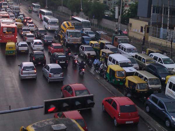 Traffic Fines In Bangalore Increase By 21 Percent; Traffic Violations Decrease By 30 Percent