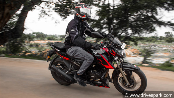 TVS Launches Bluetooth-Enabled Apache RTR 200 4V With SmartXonnect* Technology