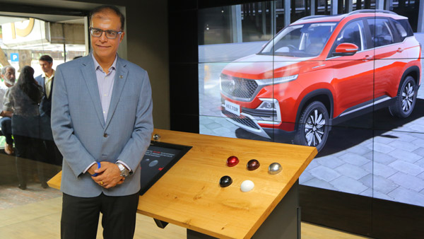 MG Motor First Digital Showroom Unveiled In Bangalore: Here Are All The Details