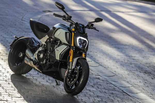 Top 10 Premium Motorcycles Launched In 2019: The S1000RR, The Diavel 1260S And More
