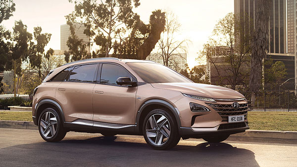 Fuel Cell Electric Vehicles Are The Future Say EV Manufacturers: Tesla Says No
