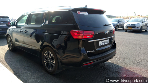 Spy Pics: Kia Carnival Spotted Testing Again Ahead Of India Launch